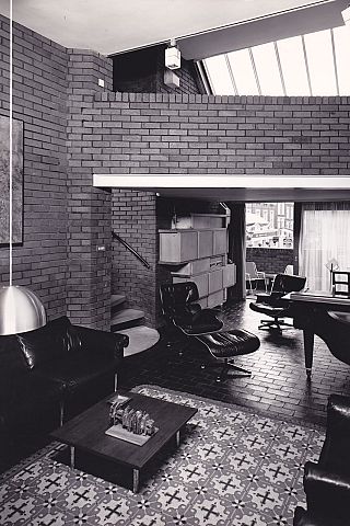 07-Ken place-interior-living room