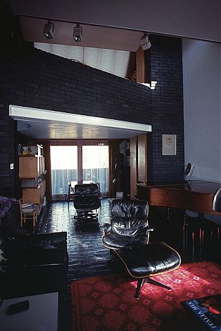 08-Living Room
